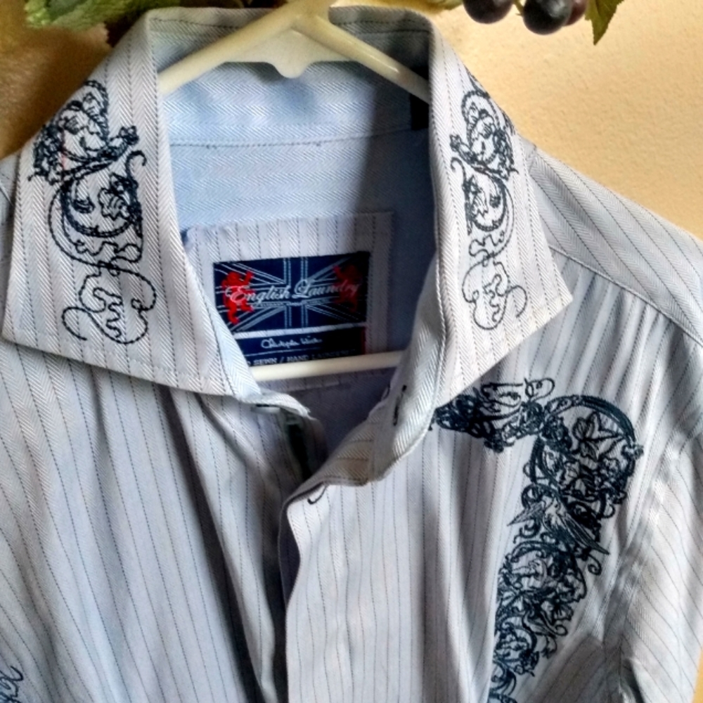Vintage English Laundry Elegant Arrogant Mens Medium Hand Made and Emdroidered